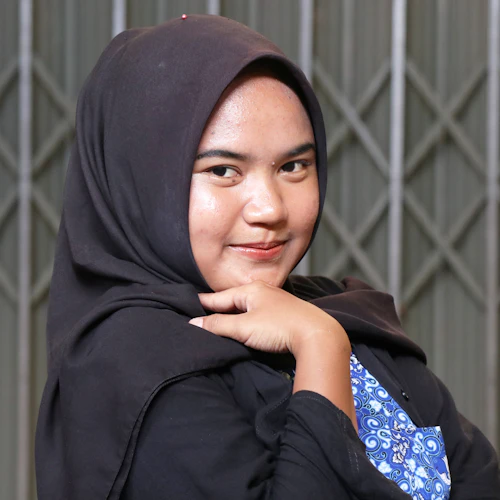 Nimra Qamar
